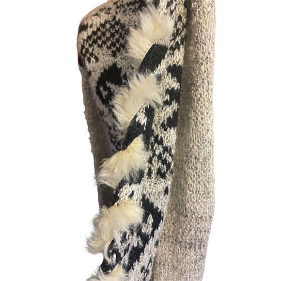 K. Jordan Southwestern Open Cardigan Sweater/Duster Coat Tan & Black w/ Faux Fur - Picture 10 of 15